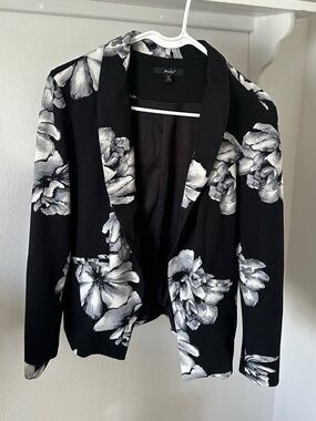 Papaya Black Floral Blazer